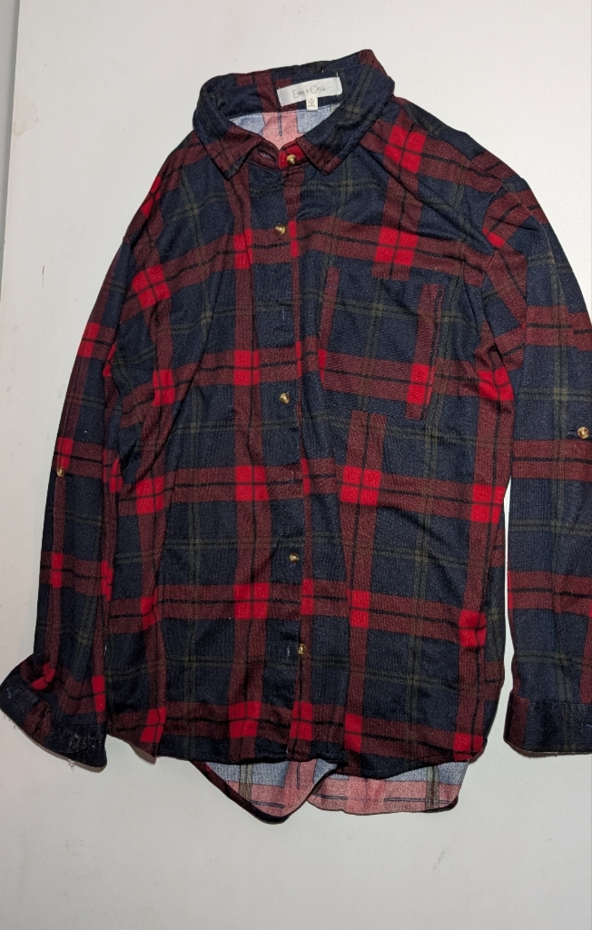 Eden & Olivia Plaid Red And Blue Half Sleeve Button Flannel Shirt